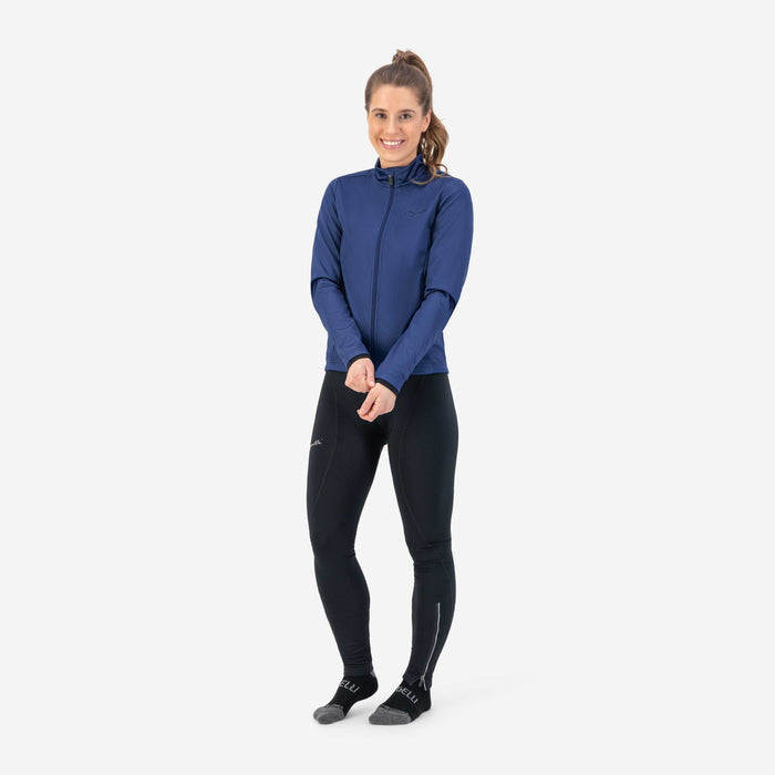Rogelli Core fietsjack dames donkerblauw gedragen totaalshot.