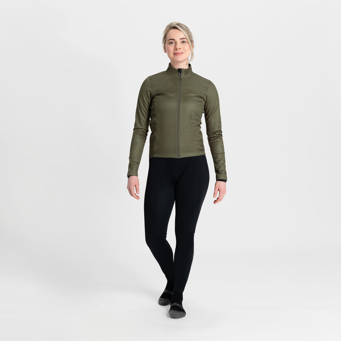 Rogelli Core fietsjack dames groen gedragen totaalshot.