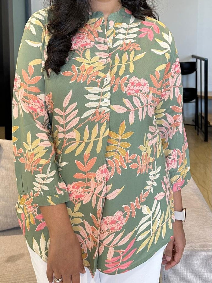 Rayon Short Top- Pastel Green Multi Leaves