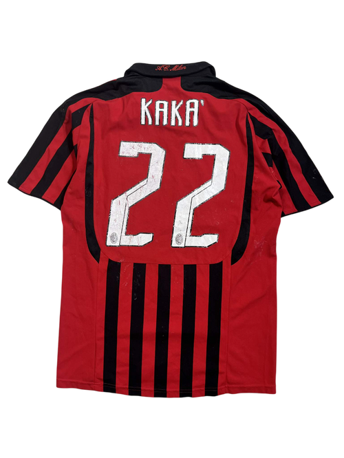 Fekete-piros csíkos vintage AC Milan futballmez, Kaka 22 felirattal, hátulnézet