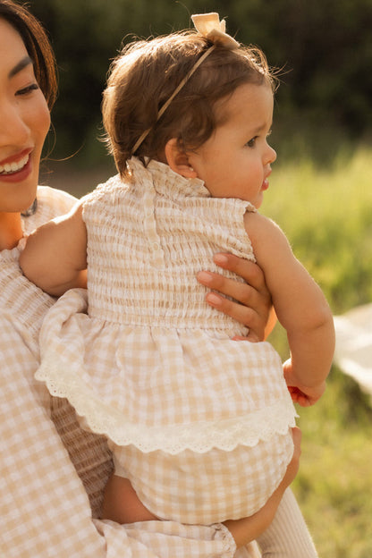 Baby Presley Sleeveless Romper in Cream Gingham-3