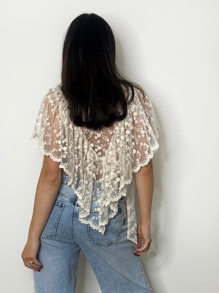 LACE TIE TOP CREAM