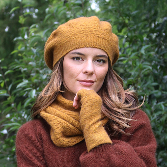 Lothlorian - Merino & Possum Dash Neck Warmer