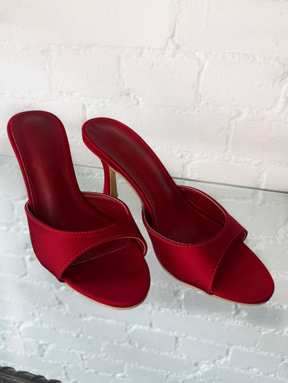LUPITA HEEL RED