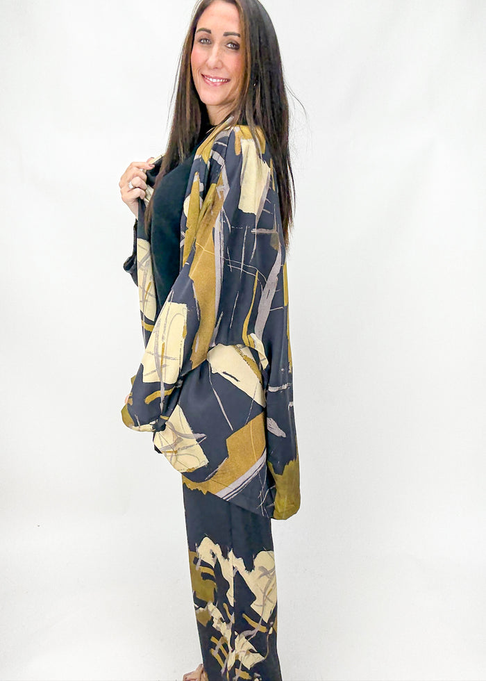 Nora Kimono