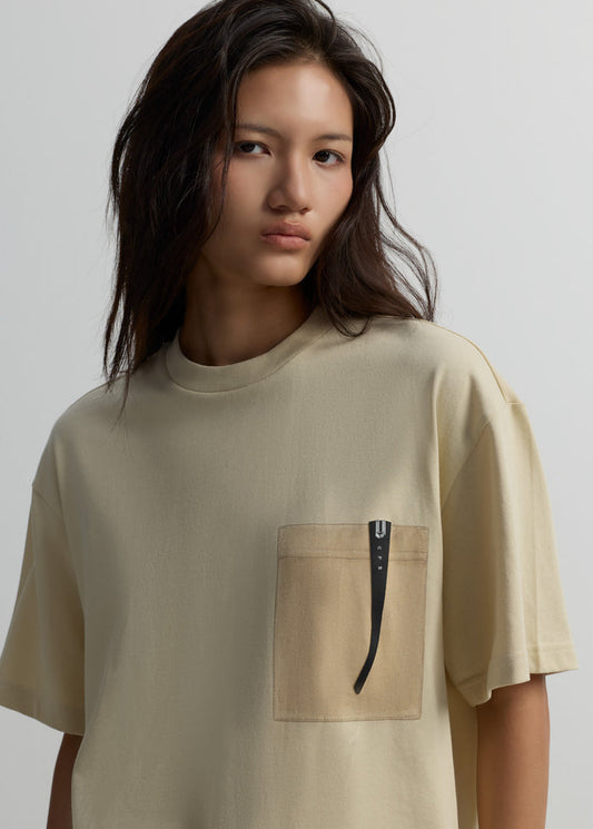 OVERSIZED BEIGE POCKET TEE