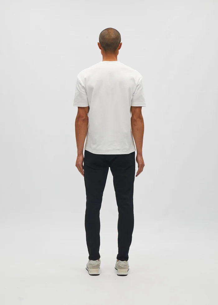Saxon Skinny Black
