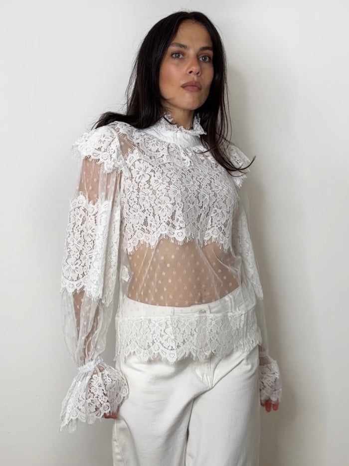 SHEER LACE TOP SPOT