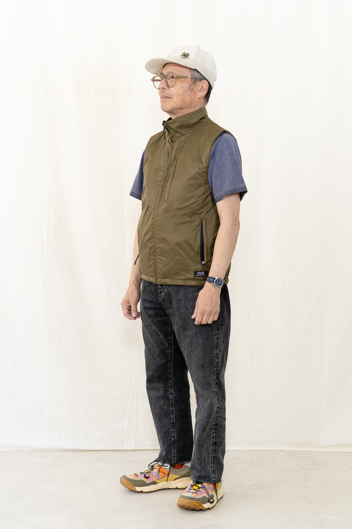 TAION Non Down Mountain Reversible Mesh Vest