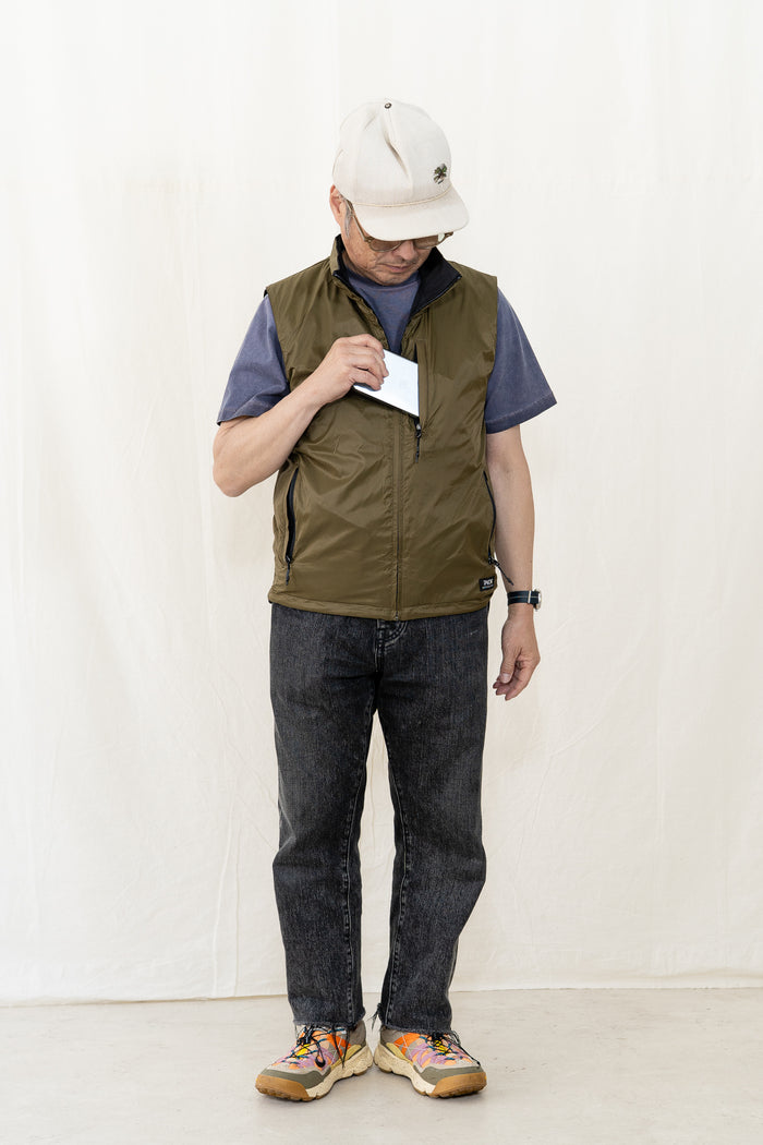TAION Non Down Mountain Reversible Mesh Vest