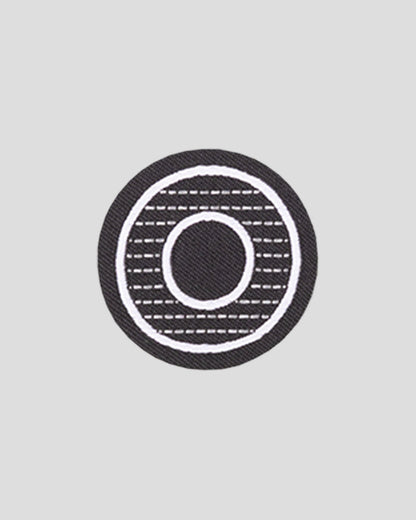 Black / O