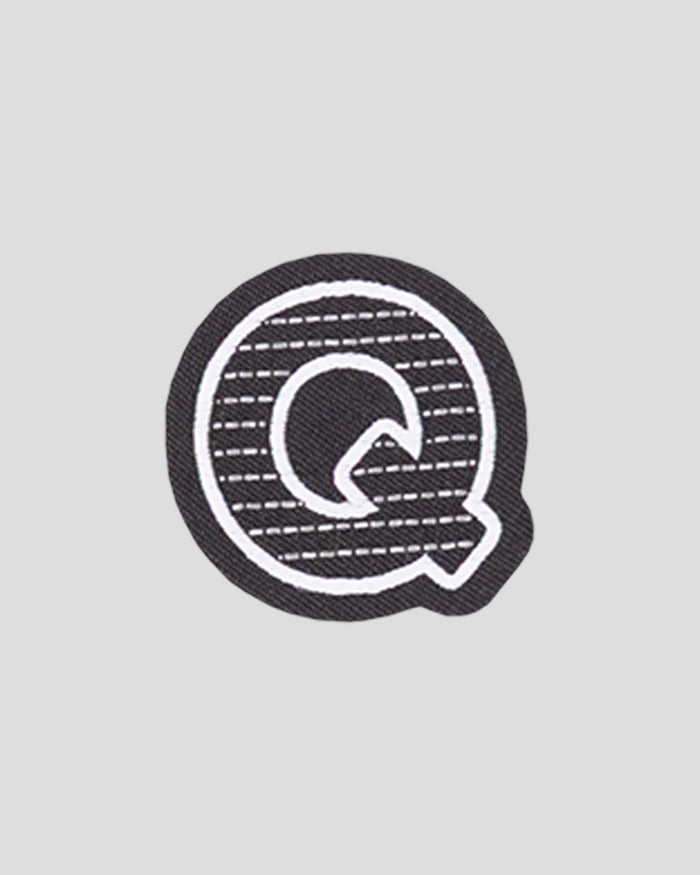 Black / Q