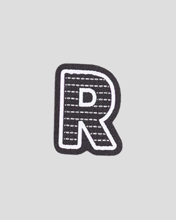 Black / R