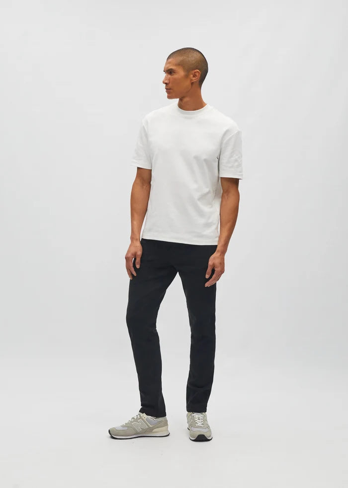 Wilson Straight Black