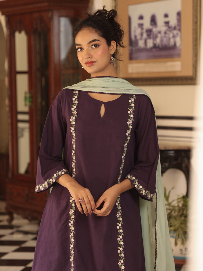 Women’s Dyed Embroidered Kurta and Checkered Farshi Salwar with Dupatta