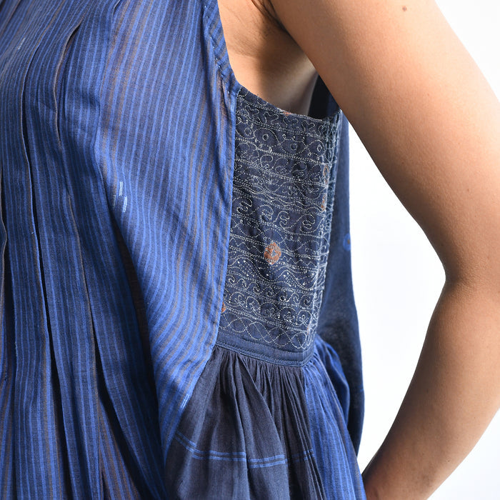 Women's Handloomed Cotton Mahdi Dress - Cornflower Blue