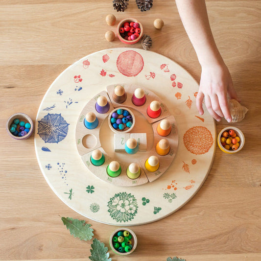 Wooden Round Platform With 4 Seasonal Elements