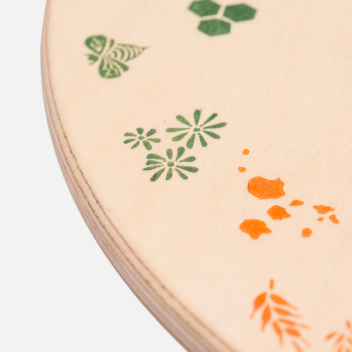 Wooden Round Platform With 4 Seasonal Elements